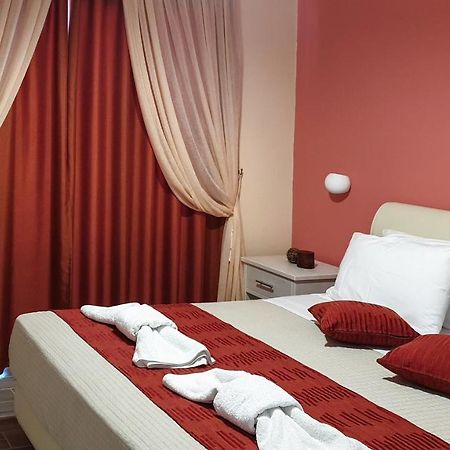 Helen Apartments&Studios Agios Stefanos Avliotes  Buitenkant foto