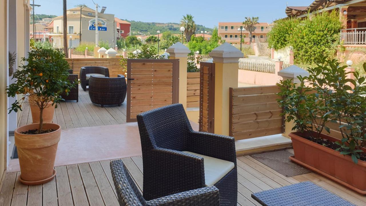 Helen Apartments&Studios Agios Stefanos Avliotes  Buitenkant foto