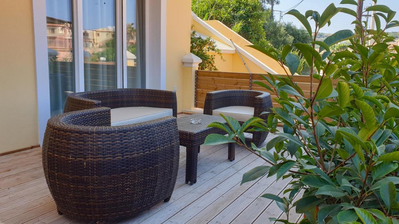 Helen Apartments&Studios Agios Stefanos Avliotes  Buitenkant foto