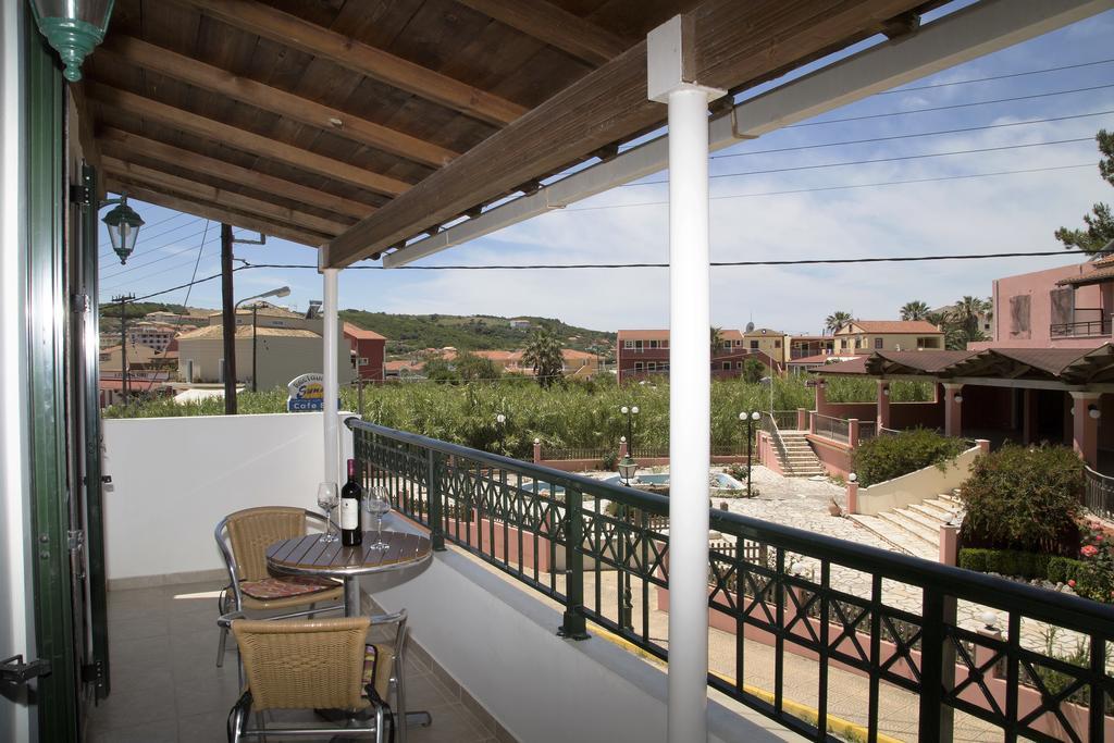 Helen Apartments&Studios Agios Stefanos Avliotes  Buitenkant foto
