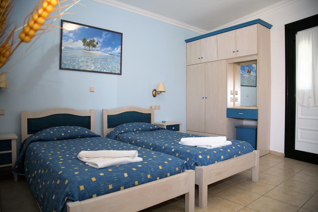 Helen Apartments&Studios Agios Stefanos Avliotes  Buitenkant foto