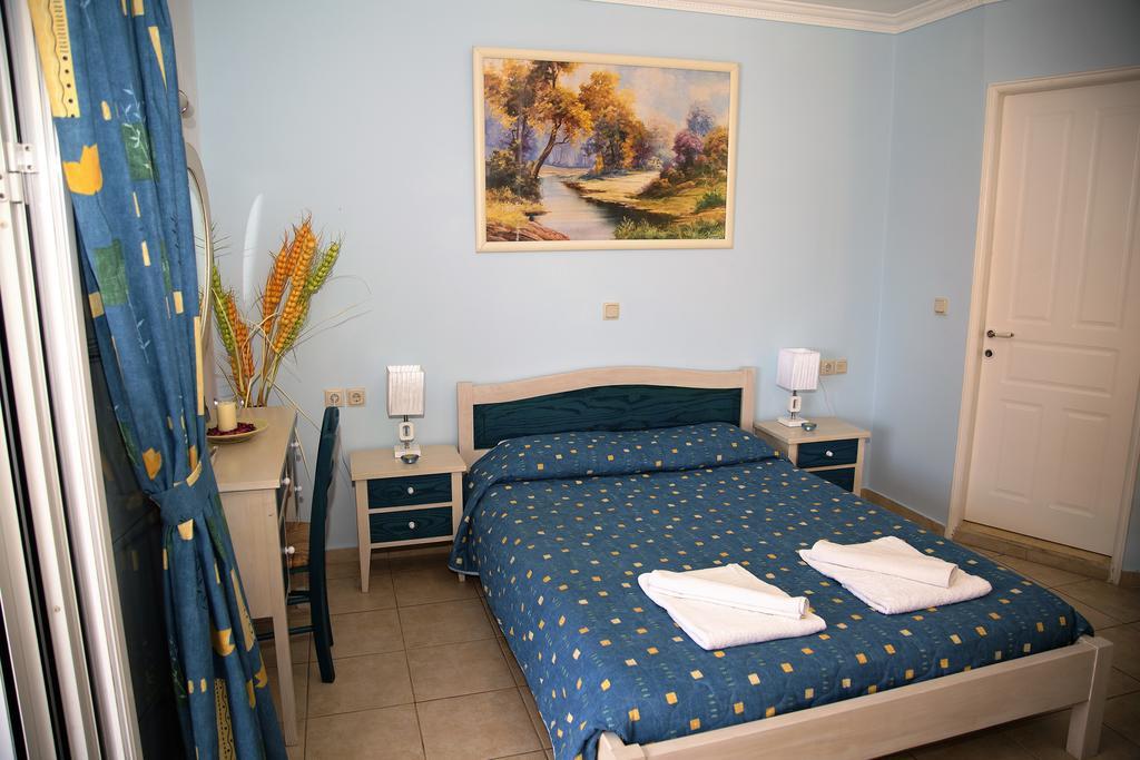 Helen Apartments&Studios Agios Stefanos Avliotes  Buitenkant foto